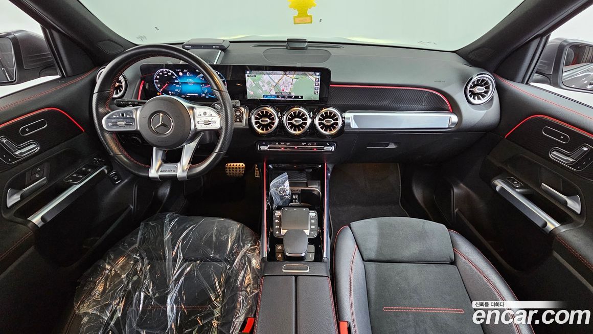 Mercedes-Benz GLB-Class 2021