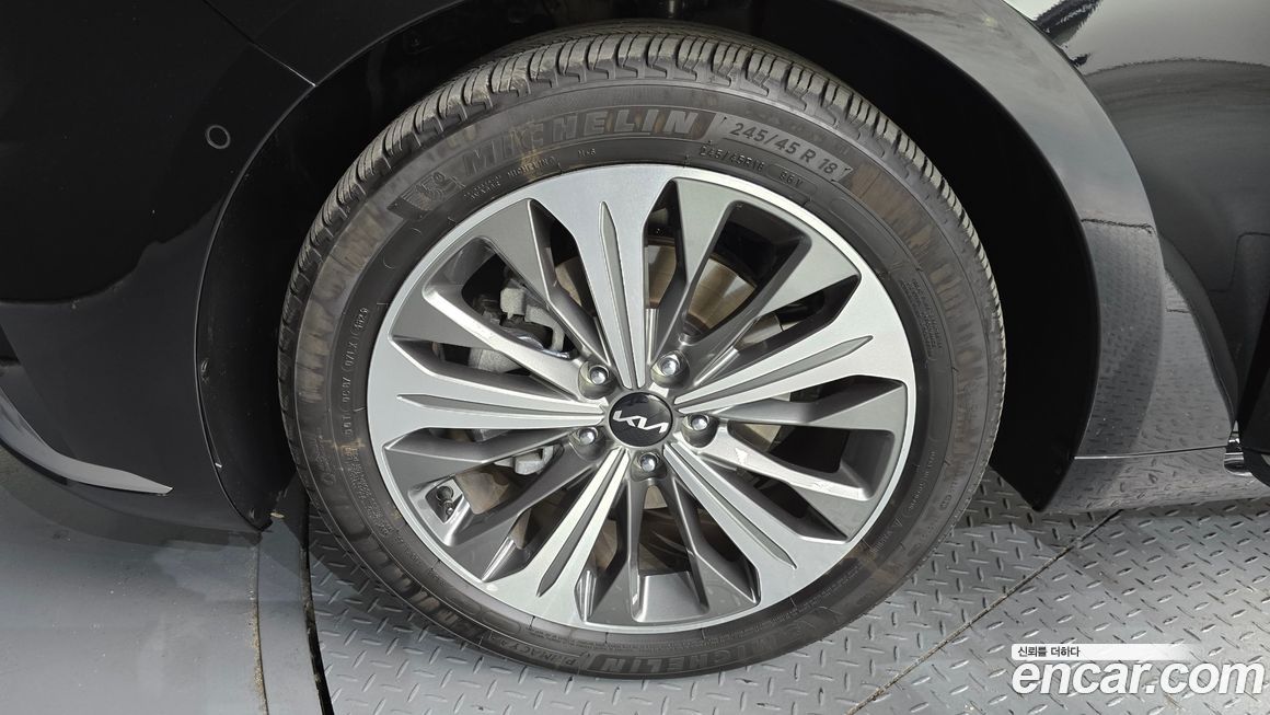 Kia K8 2024