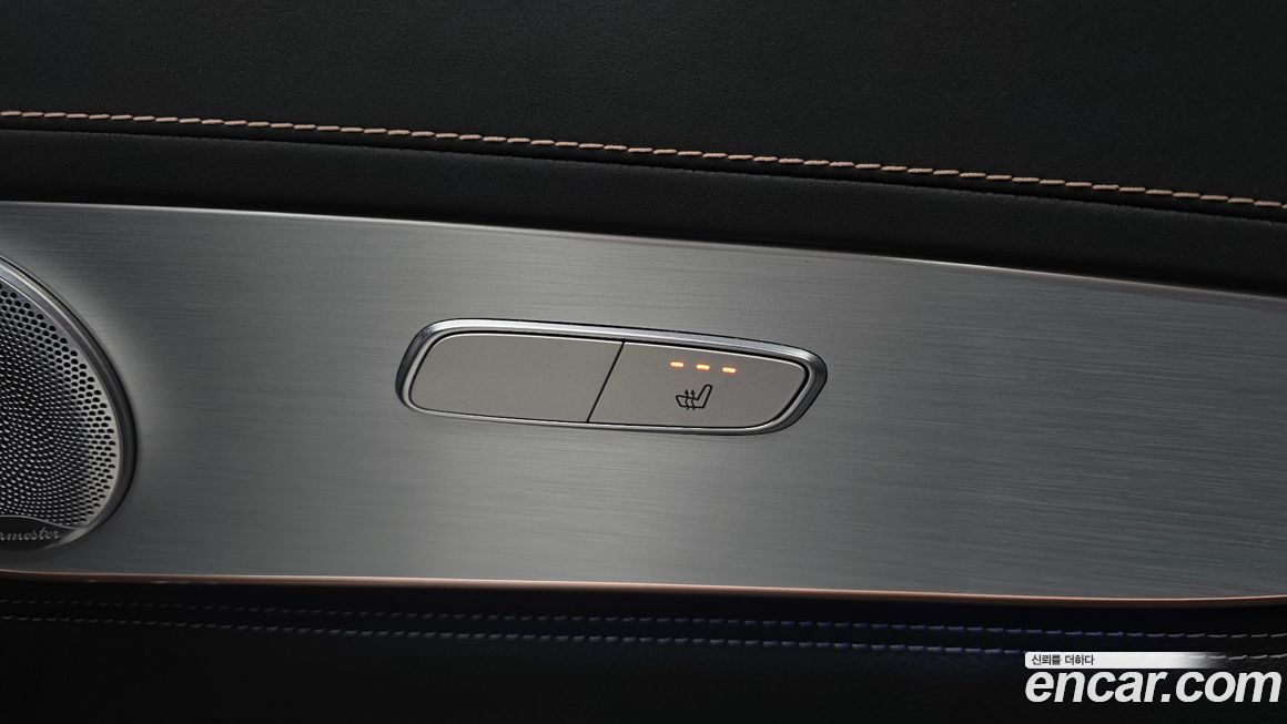 Mercedes-Benz EQC 2020