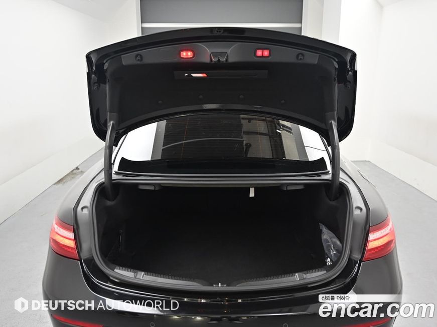 Mercedes-Benz E-Class 2017