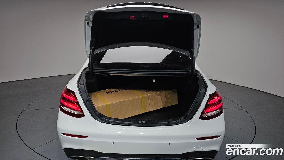 Mercedes-Benz E-Class 2020