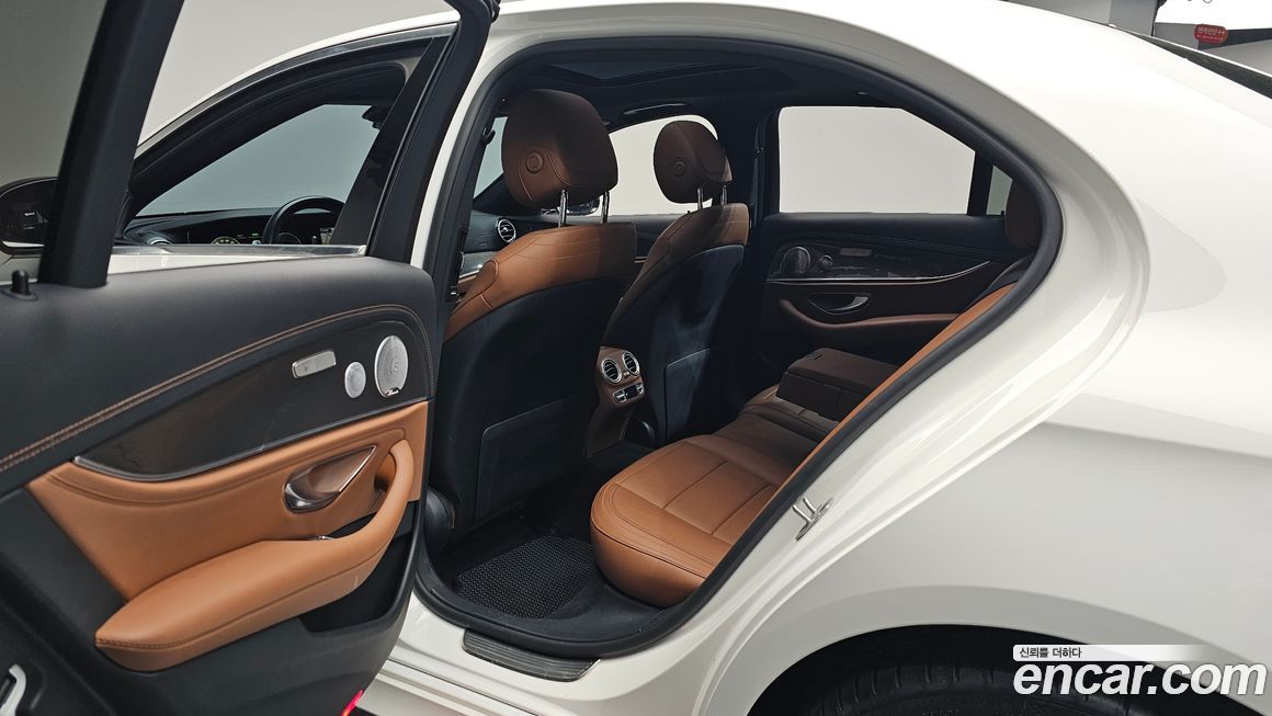 Mercedes-Benz E-Class 2020