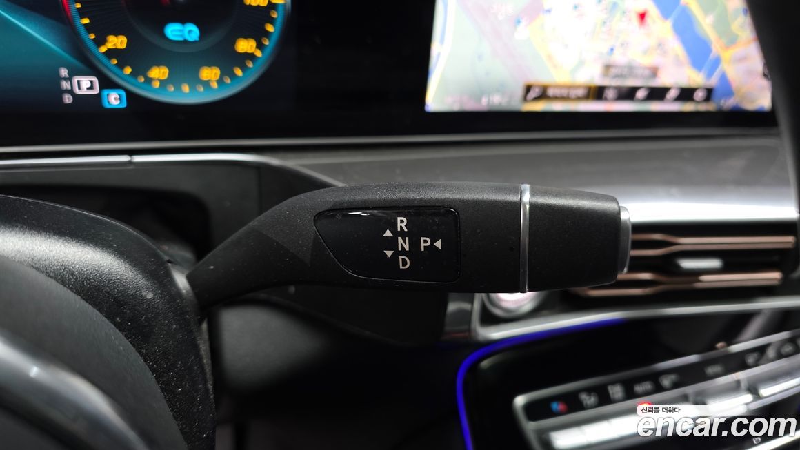 Mercedes-Benz EQC 2020