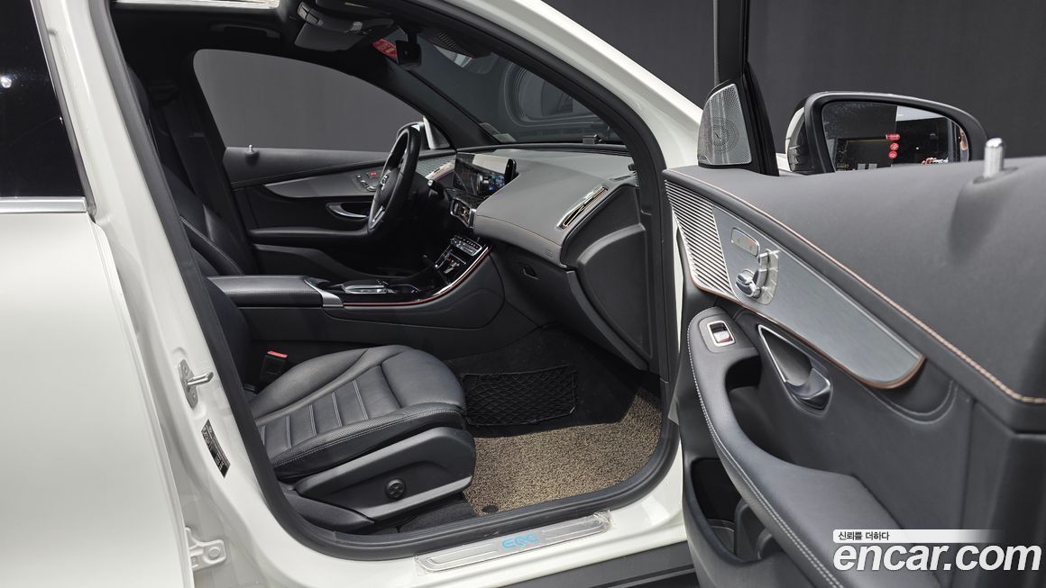 Mercedes-Benz EQC 2020