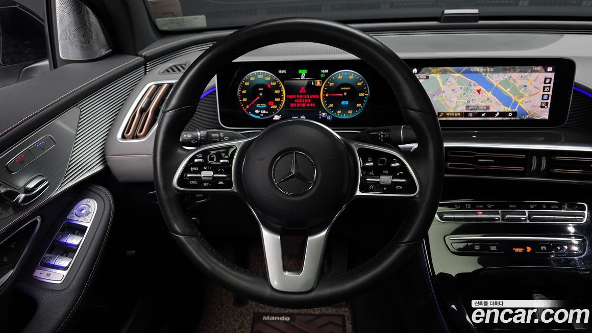 Mercedes-Benz EQC 2020