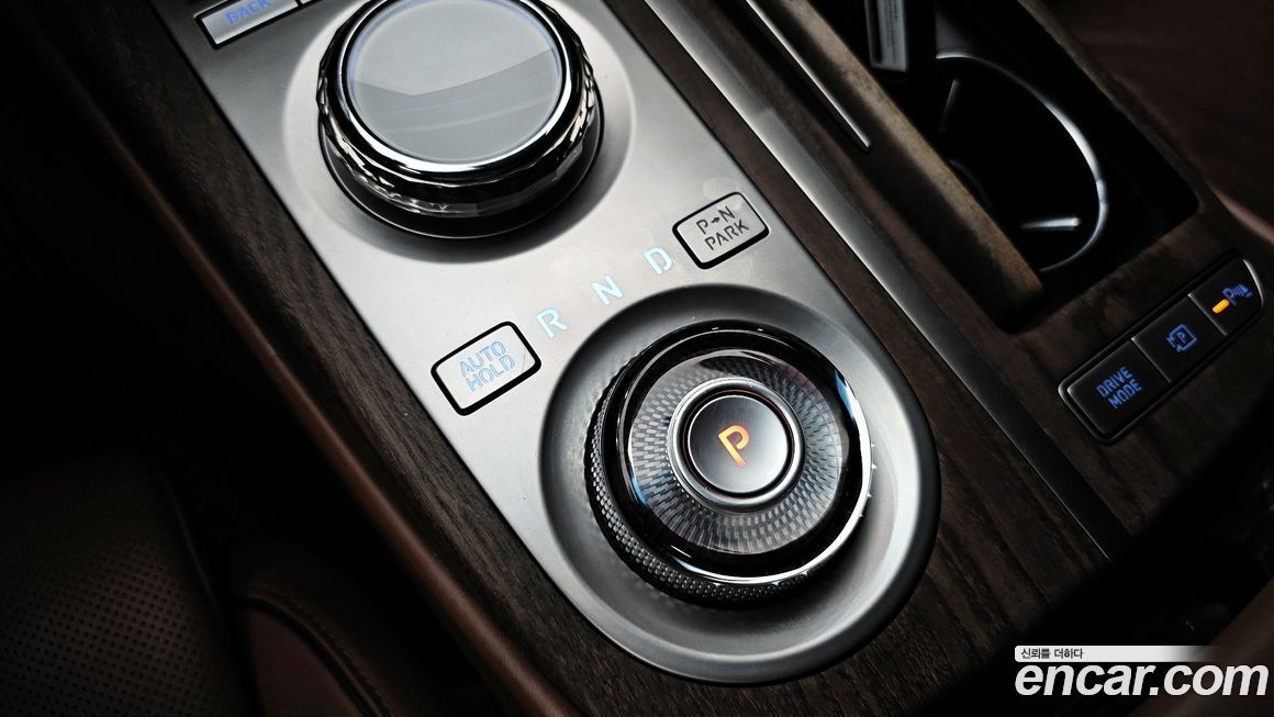 Genesis G80 2023