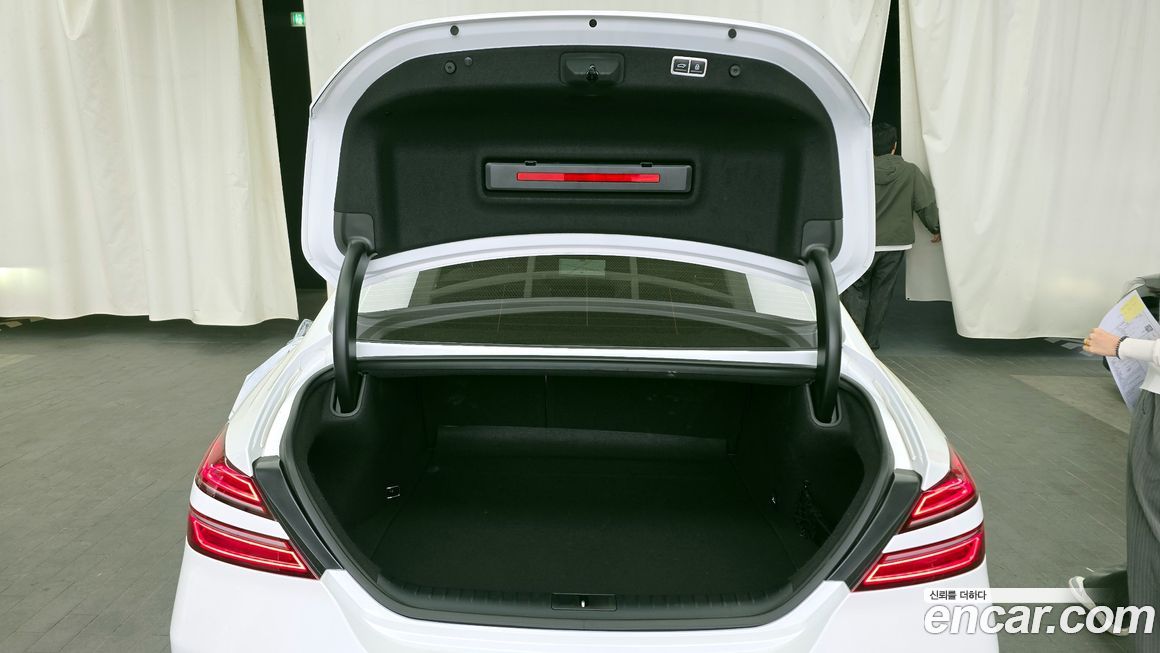 Genesis G70 2024
