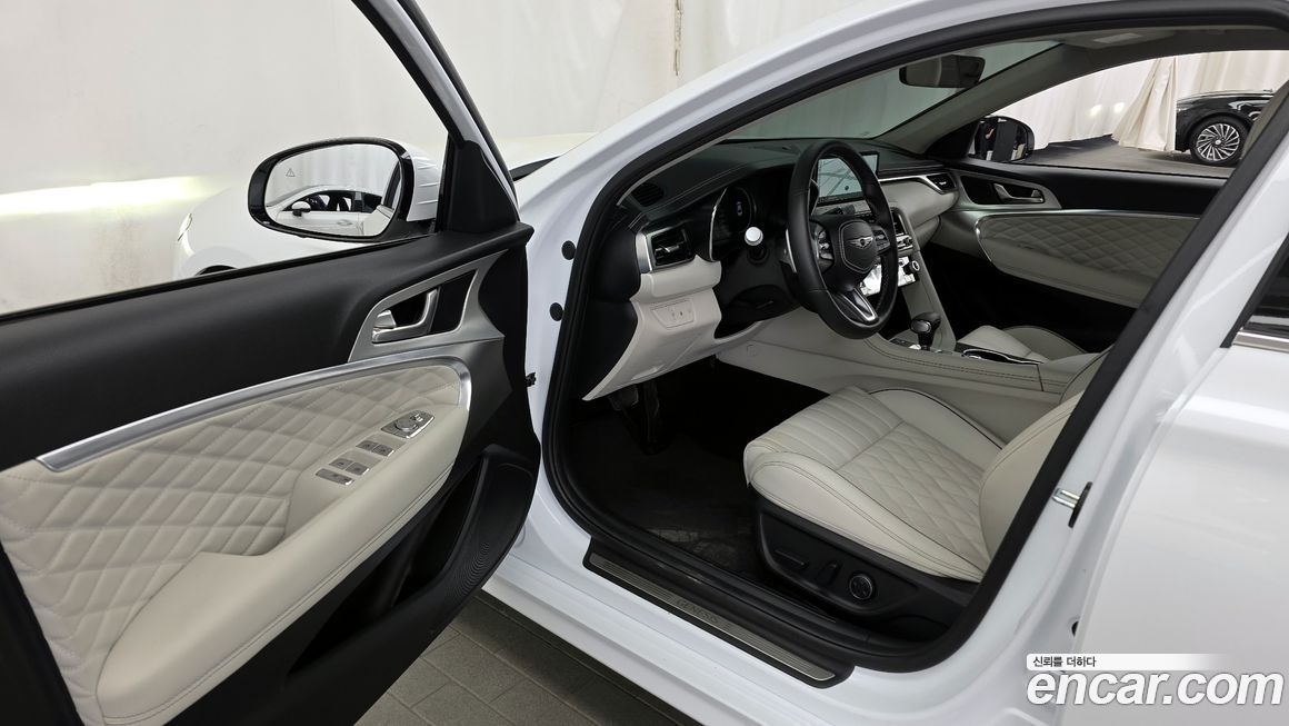 Genesis G70 2024