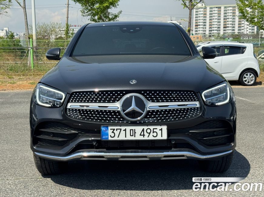 Mercedes-Benz GLC-Class 2021