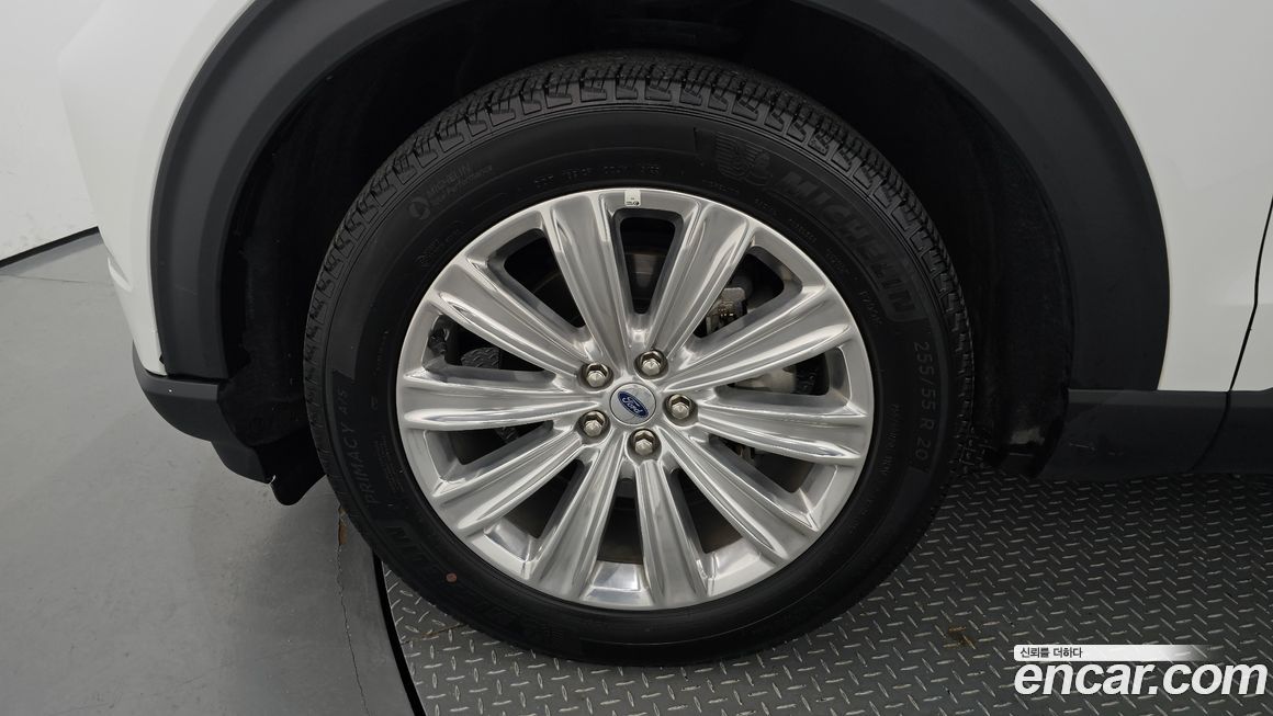 Ford Explorer 2023