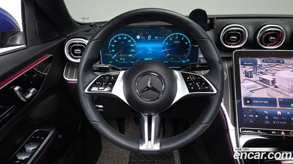Mercedes-Benz C-Class 2023