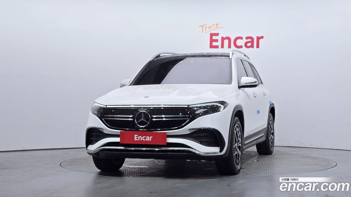 Mercedes-Benz EQB 2023