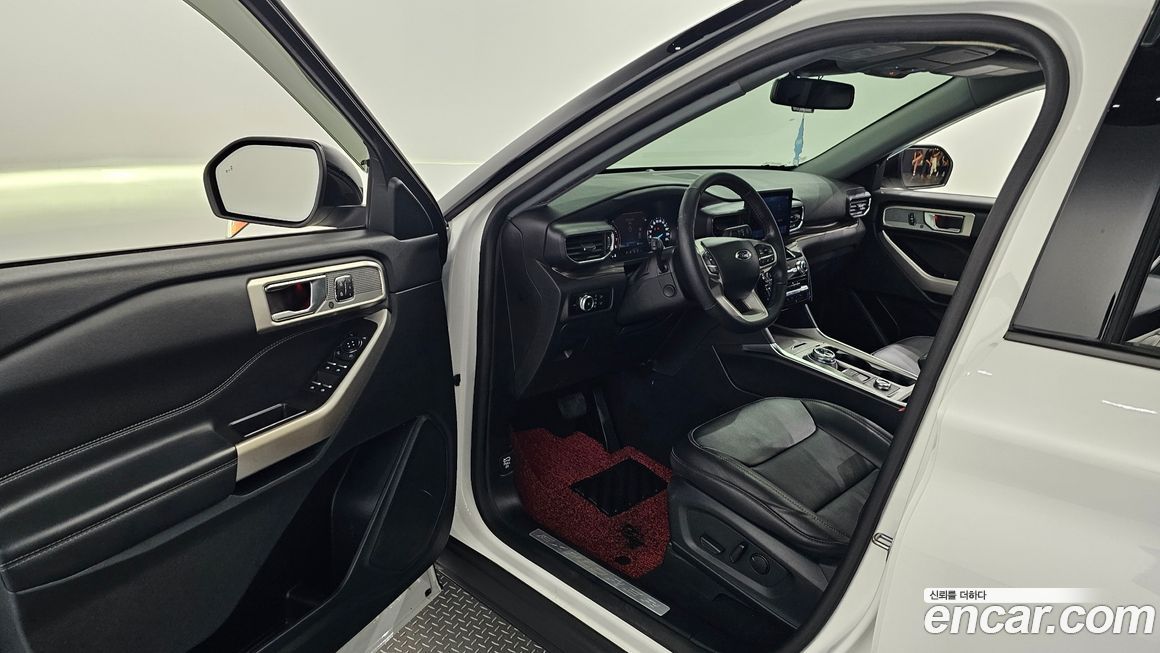 Ford Explorer 2023