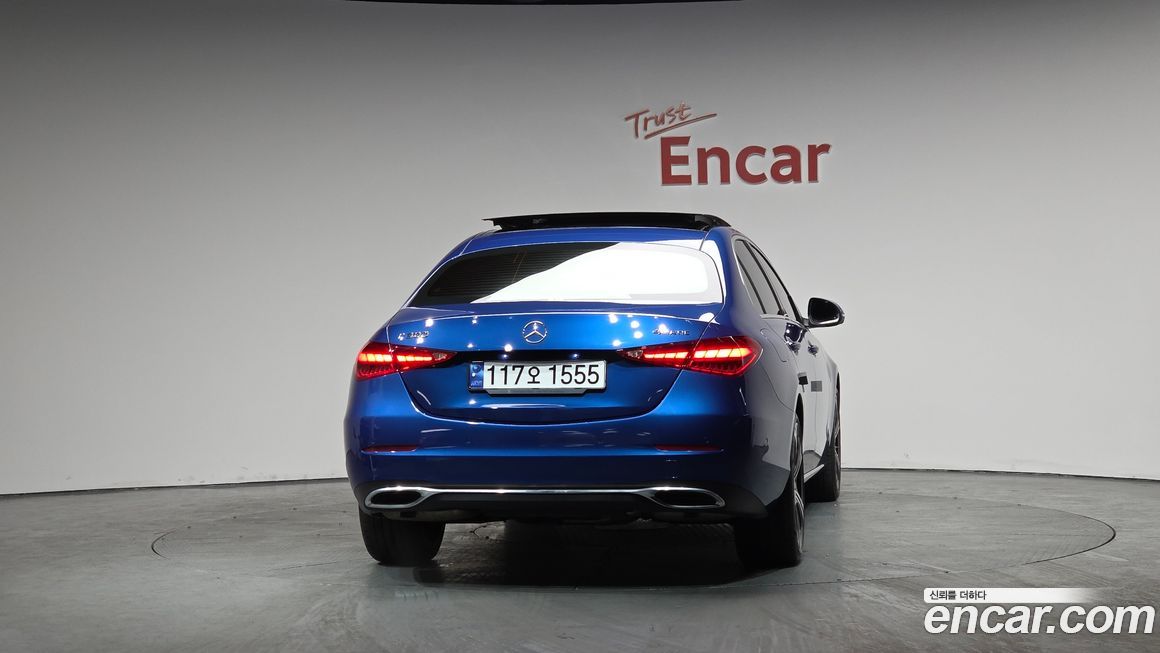 Mercedes-Benz C-Class 2023