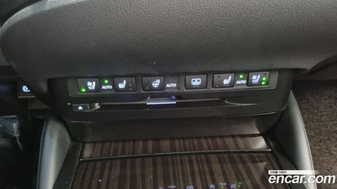 Lexus ES 2021