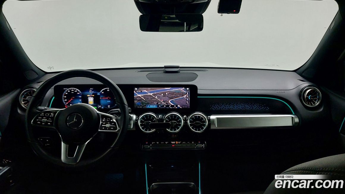 Mercedes-Benz EQB 2024