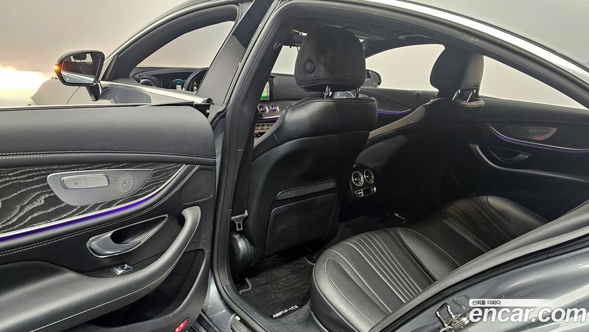 Mercedes-Benz CLS-Class 2021