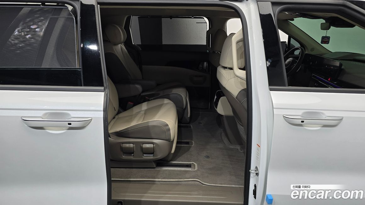 Kia Canival 2024
