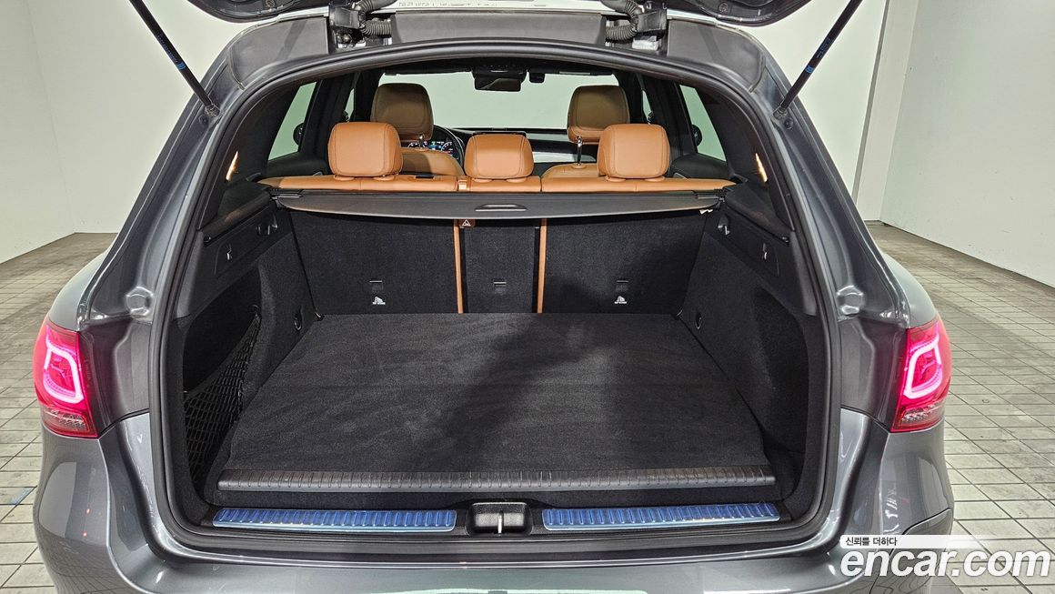 Mercedes-Benz GLC-Class 2022