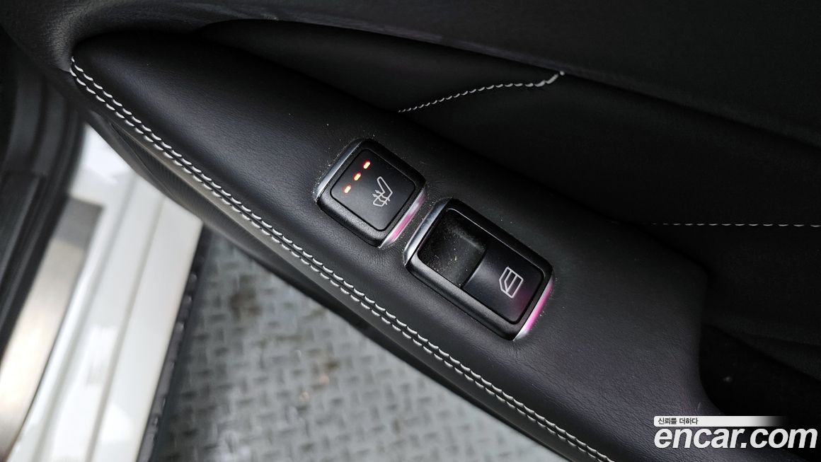 Mercedes-Benz CLS-Class 2014