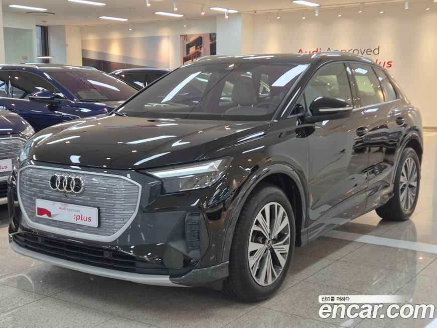 Audi Q4 e-tron 2025