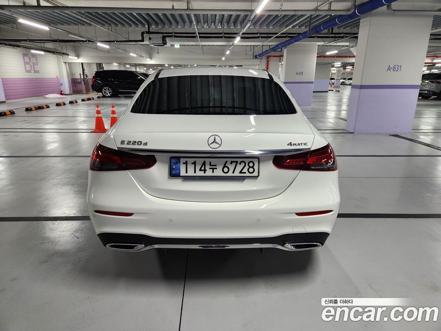 Mercedes-Benz E-Class 2021