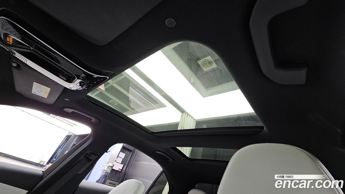 Mercedes-Benz C-Class 2023