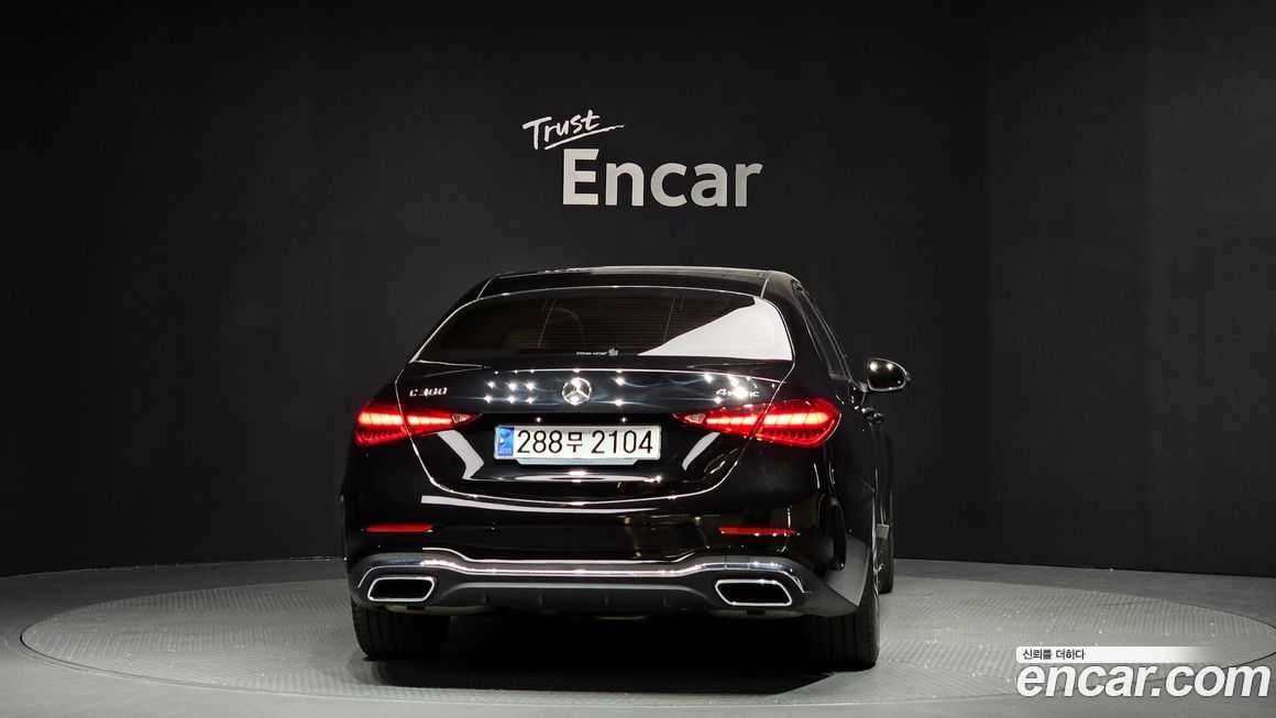 Mercedes-Benz C-Class 2023
