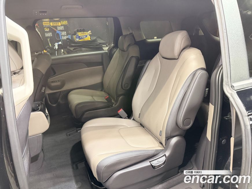 Kia Canival 2025