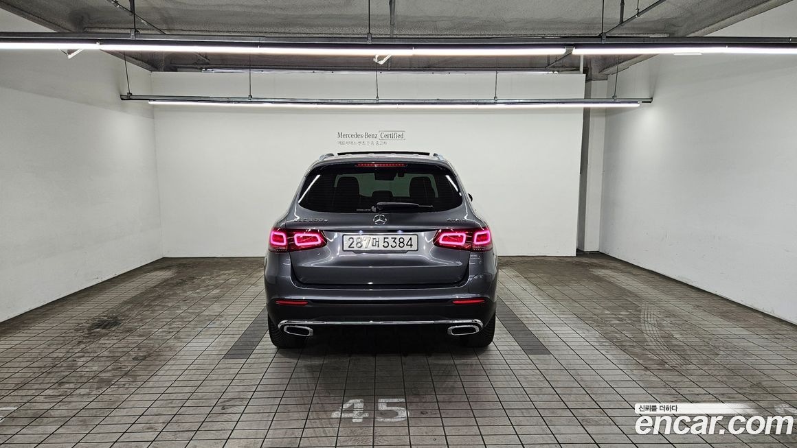 Mercedes-Benz GLC-Class 2022