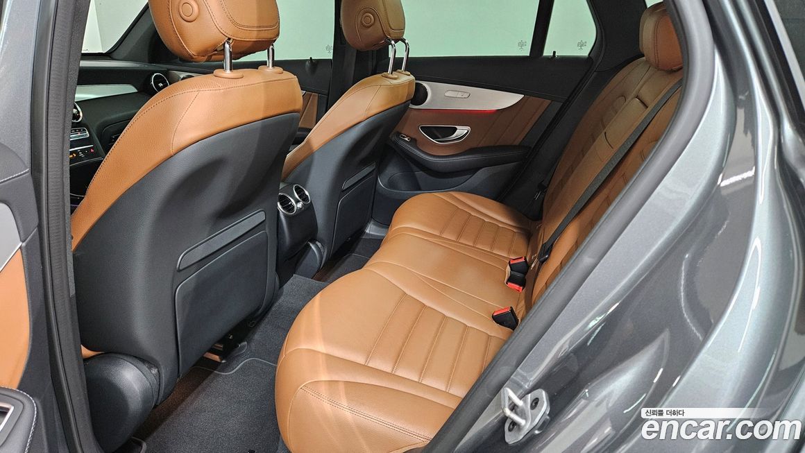 Mercedes-Benz GLC-Class 2022