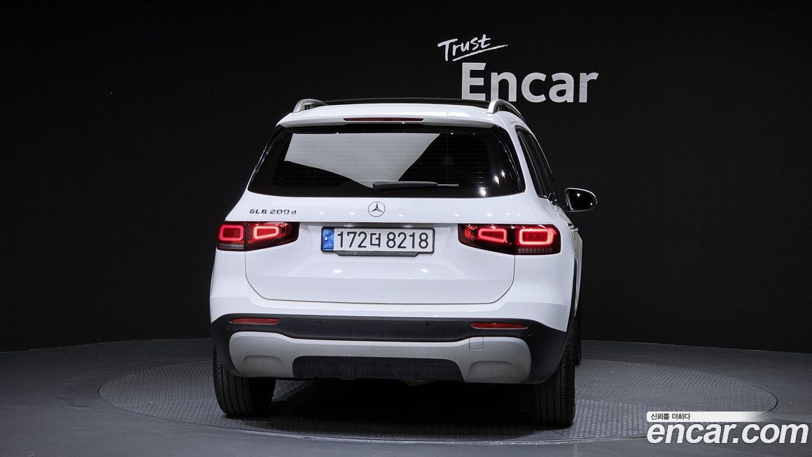 Mercedes-Benz GLB-Class 2021