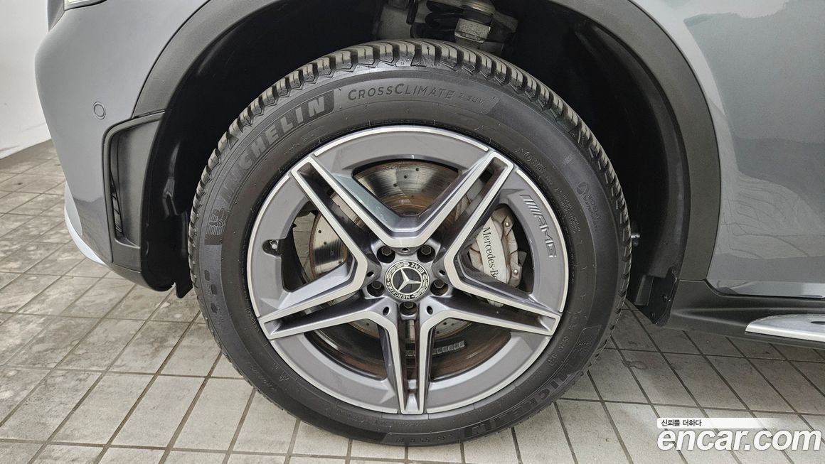 Mercedes-Benz GLC-Class 2022