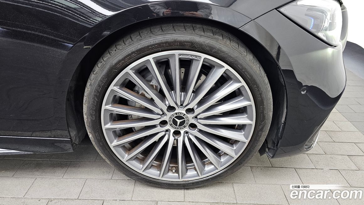 Mercedes-Benz C-Class 2023