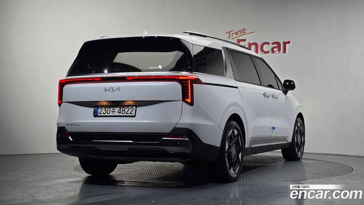 Kia Canival 2024