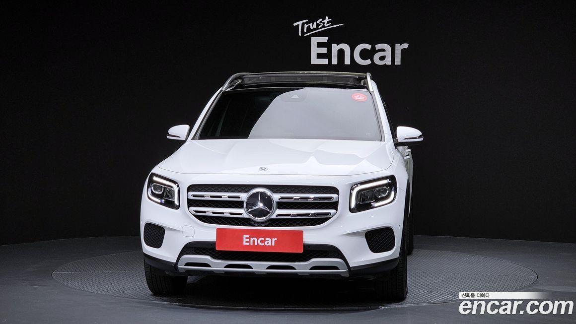 Mercedes-Benz GLB-Class 2021