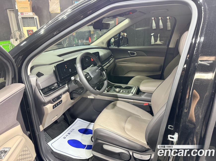 Kia Canival 2025
