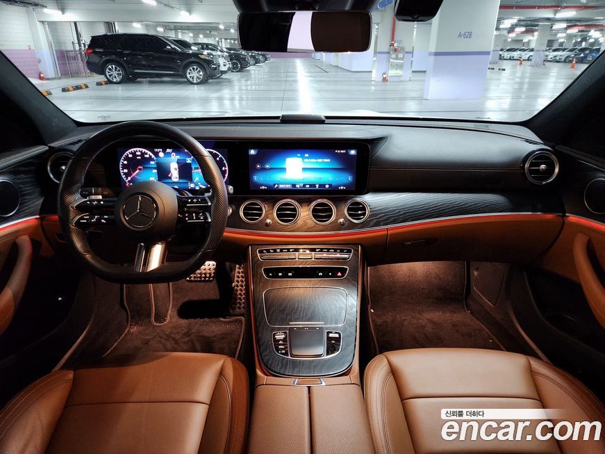 Mercedes-Benz E-Class 2021