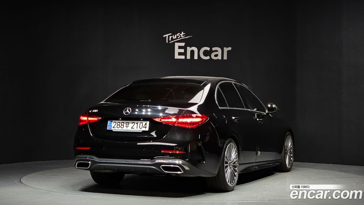 Mercedes-Benz C-Class 2023