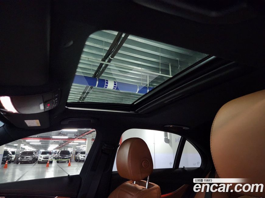 Mercedes-Benz E-Class 2021