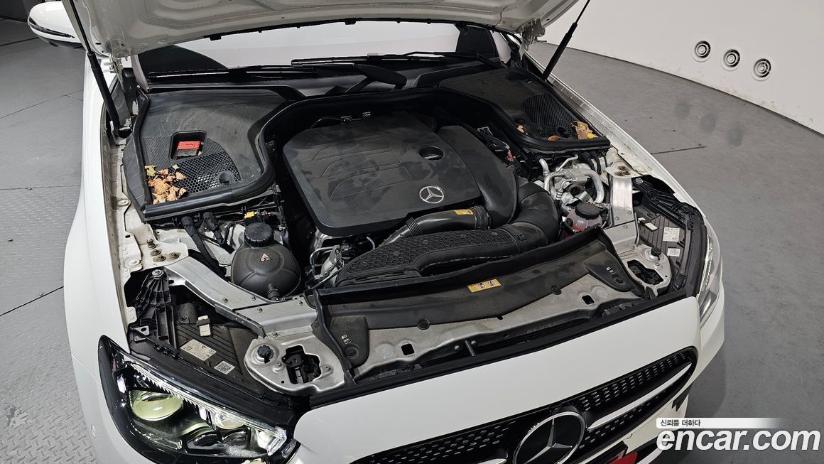 Mercedes-Benz E-Class 2021