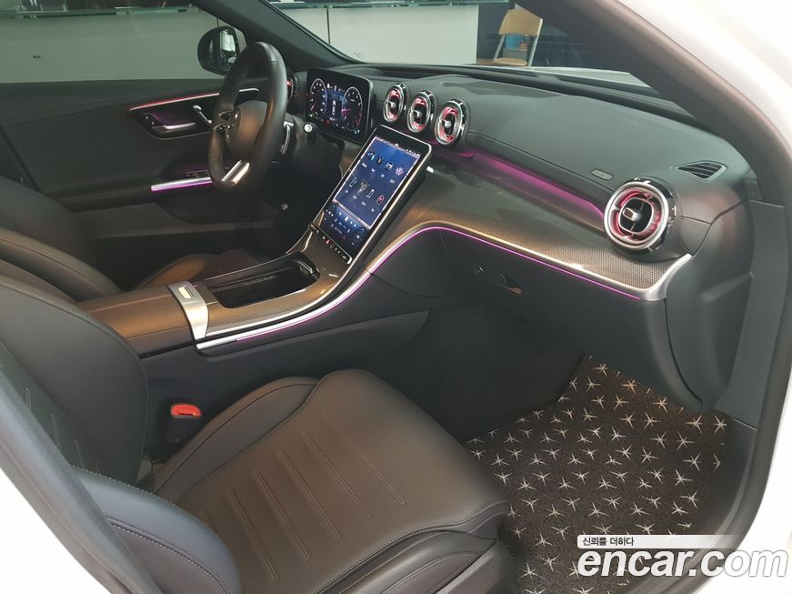 Mercedes-Benz C-Class 2023