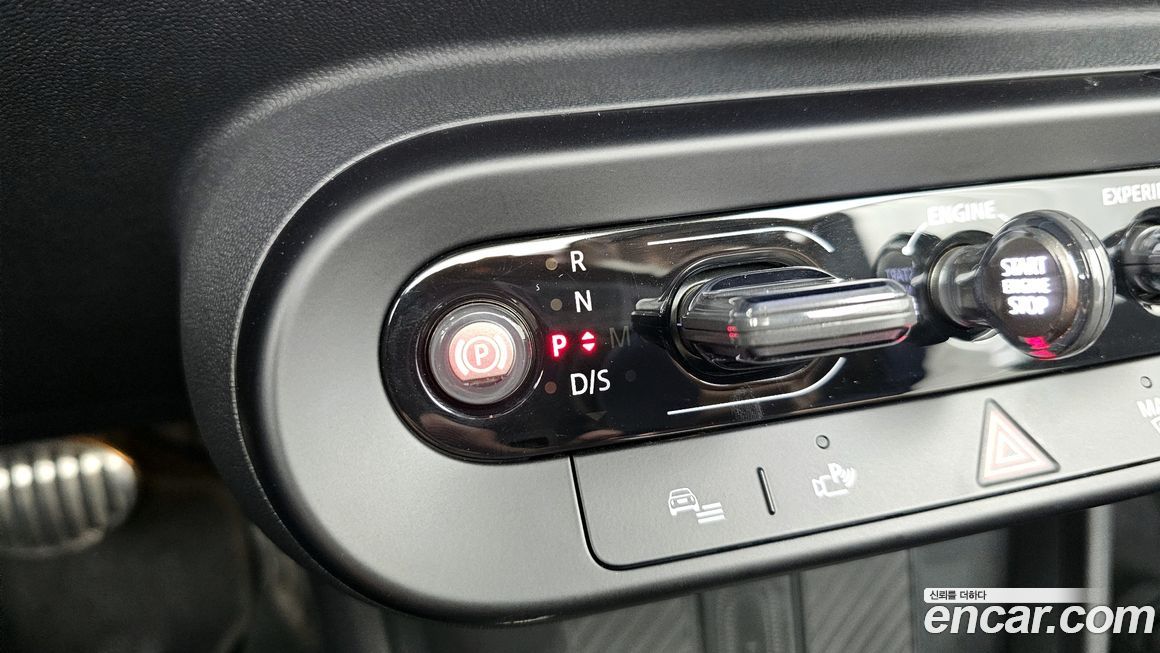 Mini Cooper Convertible 2025