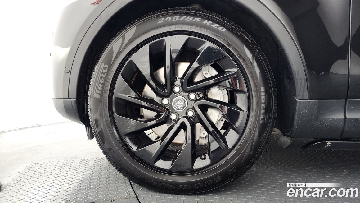 Land Rover Discovery 2022