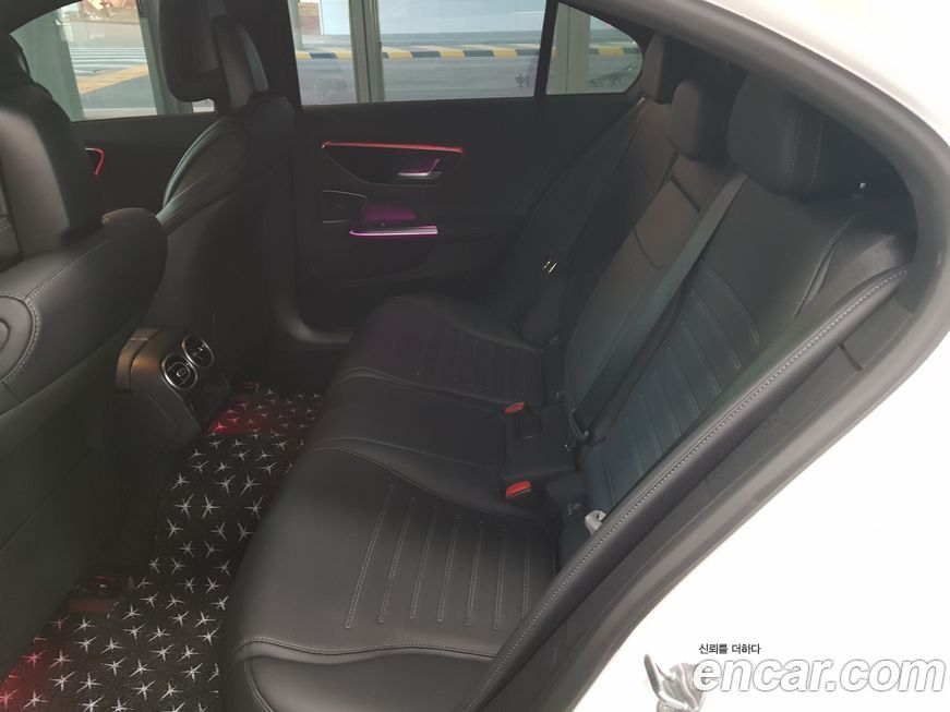 Mercedes-Benz C-Class 2023