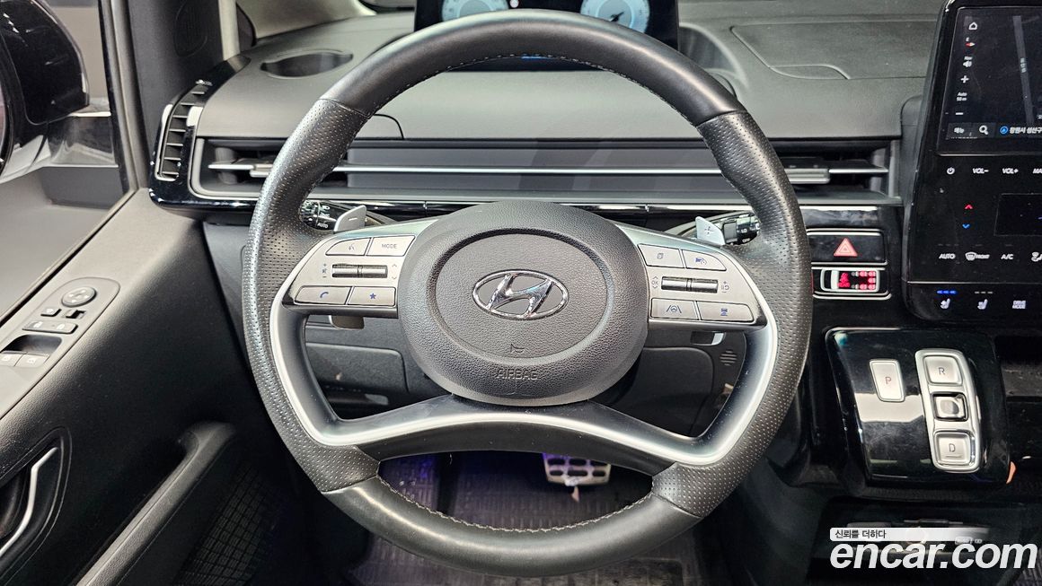 Hyundai Staria 2024