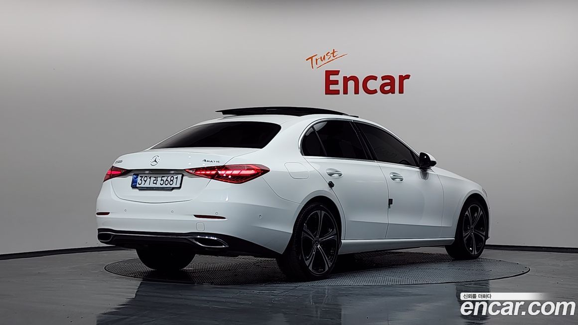 Mercedes-Benz C-Class 2023