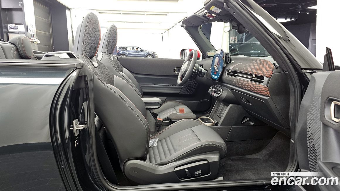 Mini Cooper Convertible 2025