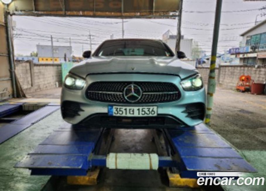 Mercedes-Benz E-Class 2023