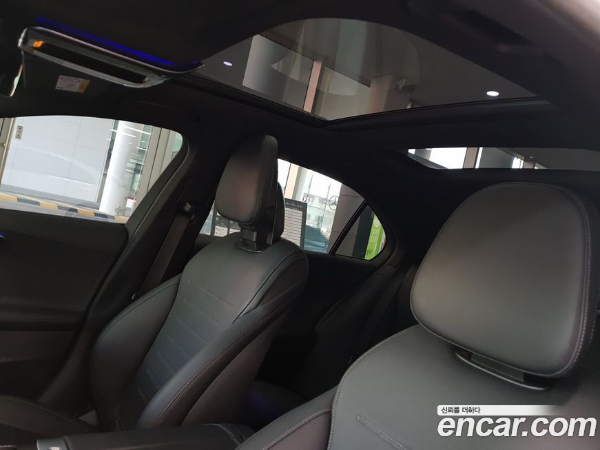 Mercedes-Benz C-Class 2023
